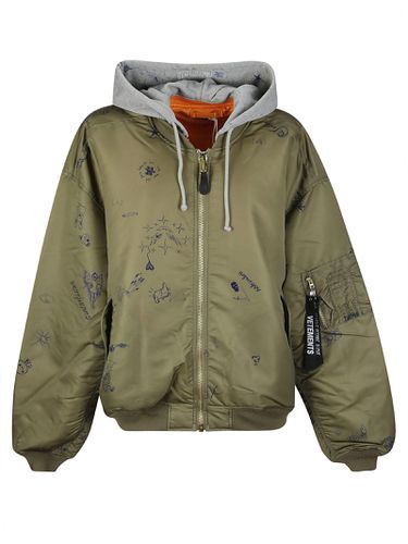 Scribbled Hooded Bomber Jacket - VETEMENTS - Modalova