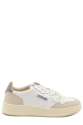 Autry Medalist Low Sneakers - Autry - Modalova