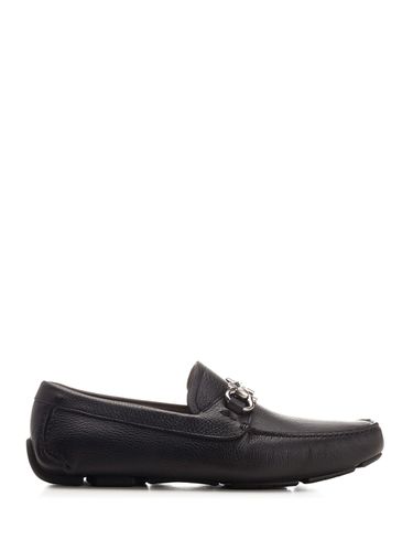 Ferragamo Black gancini Loafer - Ferragamo - Modalova