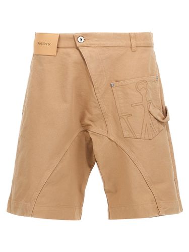 J. W. Anderson twisted Workwear Bermuda Shorts - J.W. Anderson - Modalova