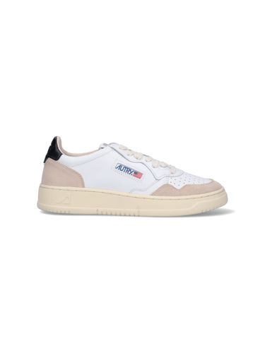 Autry Low medalist Sneakers - Autry - Modalova