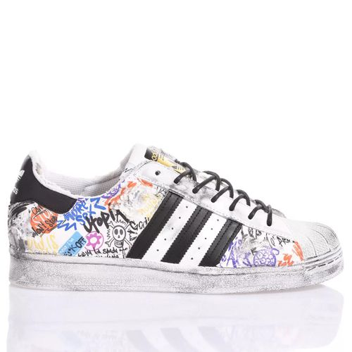 Adidas Superstar Destroyed Graffiti Custom - Mimanera - Modalova