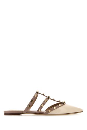 Two-tone Leather Rockstud Slippers - Valentino Garavani - Modalova