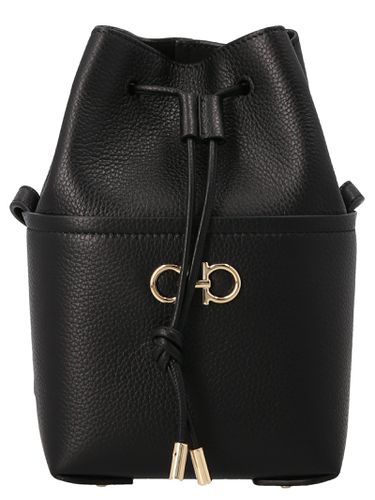 Ferragamo gancino Bucket Bag - Ferragamo - Modalova