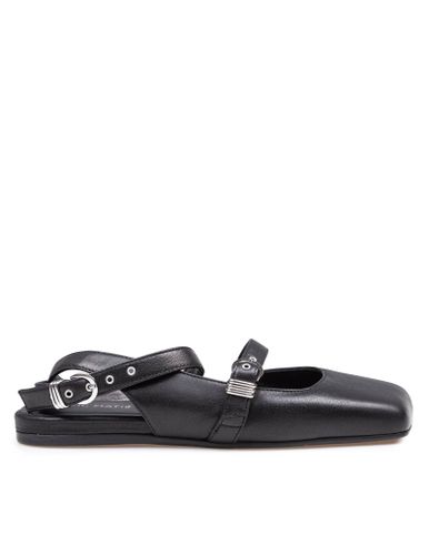 Square Closed Chanel Ballerina Shoe In Nappa Color - Vic Matié - Modalova