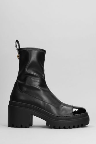 Vicentha Low Heels Ankle Boots In Leather - Giuseppe Zanotti - Modalova