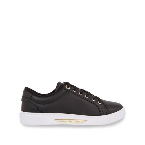 Sneakers basse in pelle - TOMMY HILFIGER - Modalova