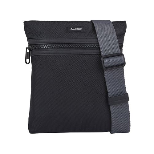 Piccola Borsa Piatta A Tracolla Essential - calvin klein - Modalova