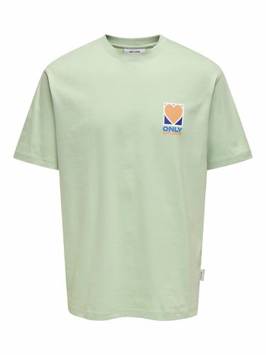 T-shirt Ampia Logo Cuore Dietro Uomo Taglie S - only & sons - Modalova