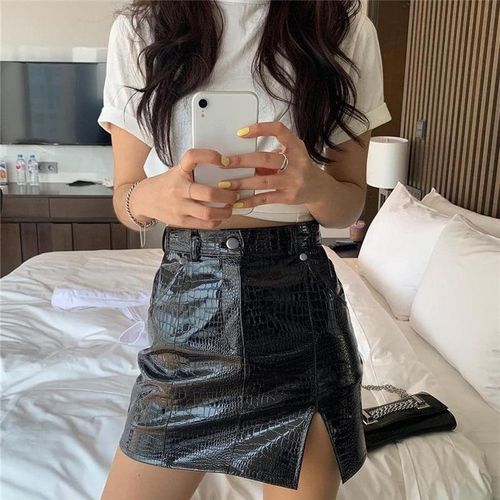 Black Faux Crocodile Leather Mini Skirt - musthaveskirts - Modalova