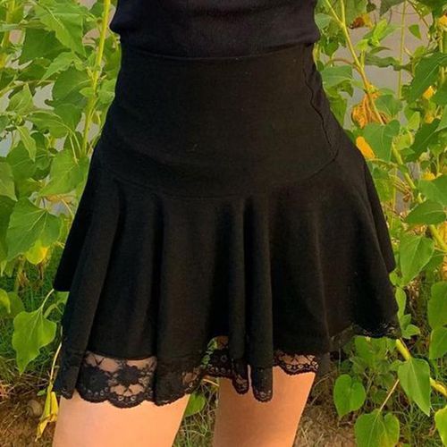 Aesthetic Black Pleated Skirt - musthaveskirts - Modalova