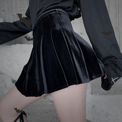 Japanese Dark Velvet Skirt - musthaveskirts - Modalova