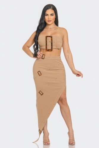 Front Eyelet Buckle Belt Top And Skirt Set - KandyKouture - Modalova