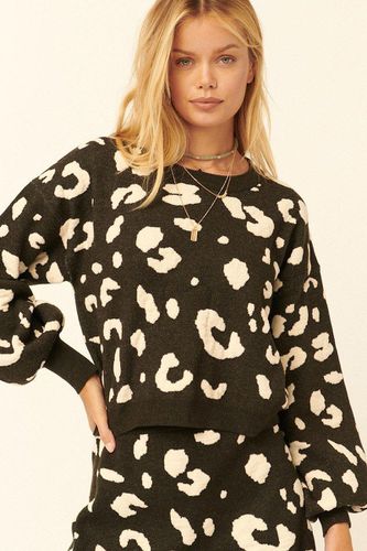 A Leopard Print Pullover Sweater - KandyKouture - Modalova