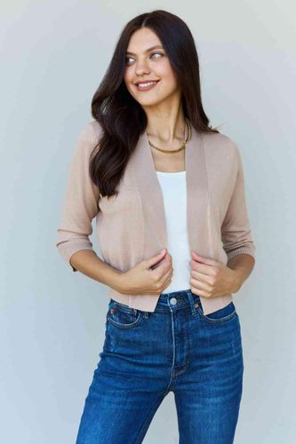 Doublju My Favorite Full Size 3/4 Sleeve Cropped Cardigan in Khaki - Trendsi - Modalova