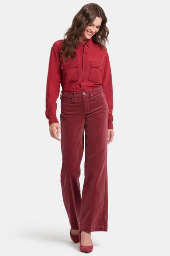 Teresa Wide Leg Trouser Red Corduroy | - Nydj - Modalova