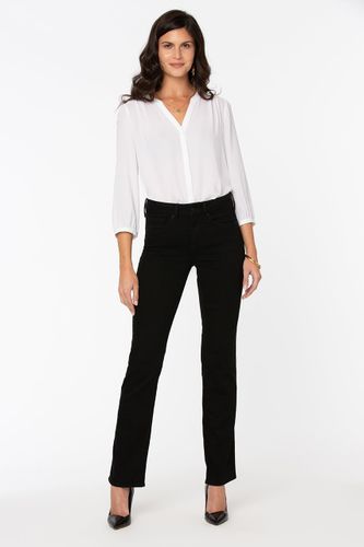 Marilyn Straight Jeans Schwarzer Premium Denim (Petite) | - Nydj - Modalova