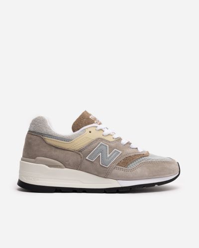 X Teddy Santis Made in USA 997 43 - LIGHT MUSHROOM - New Balance - Modalova