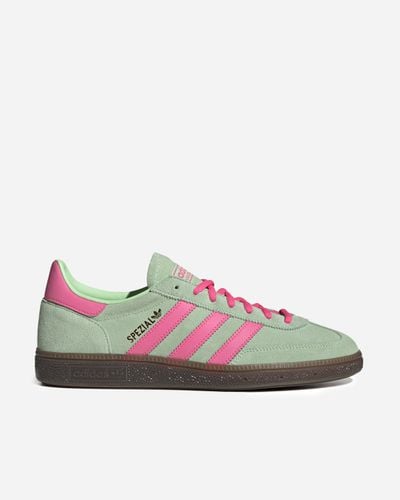 Handball Spezial 43 1/3 - SEGRSP/LUCPNK/GUM5 - Adidas Ori - Modalova