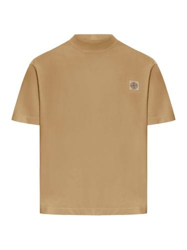 SHORT SLEEVE T-SHIRT WITH LOGO - Man - Stone Island - Modalova