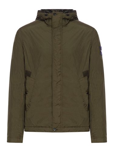 WIND JACKET WITH COMPASS APPLICATION - Man - Stone Island - Modalova