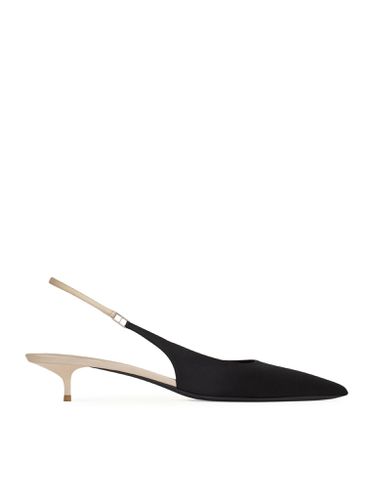 CHERISH OPEN BACK PUMPS IN CRÊPE SATIN - Woman - Saint Laurent - Modalova