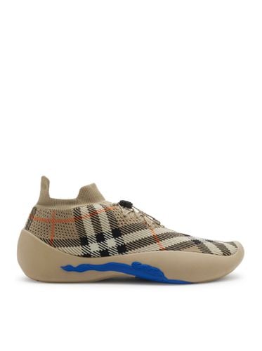 Neptune Sneaker with Knitted Check Pattern - Man - Burberry - Modalova