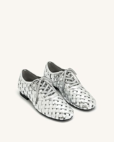 Kayla Weave Strap Flat Shoes - Silver - JW PEI - Modalova