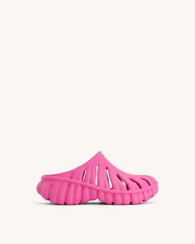 Tara Leaf Platform Clog - Bright Pink - JW PEI - Modalova