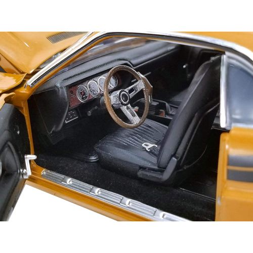 Diecast Model Car 1971 Dodge Challenger R/T Hemi Butterscotch Orange - ACME - Modalova