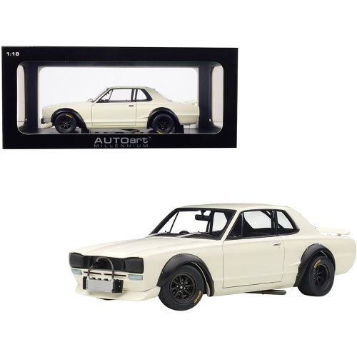 Diecast Model Car - Millennium 1972 Nissan Skyline GT-R Racing, White - Autoart - Modalova