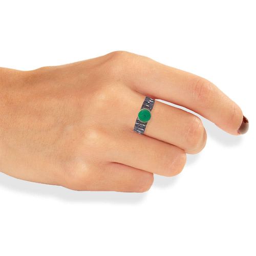 Black Silver Ring With Green Crystal - Tina Kotsoni - Modalova