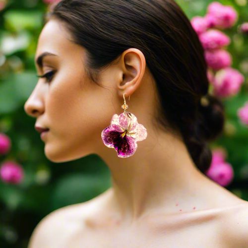 Flower Earrings Pelargonia With Swarovski Stones - Crafts of Soul - Modalova