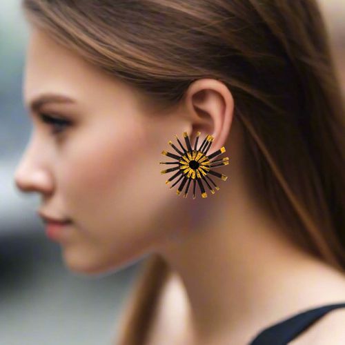 Satin Earrings Bloom Black Gold - Alexandra Tsoukala - Modalova