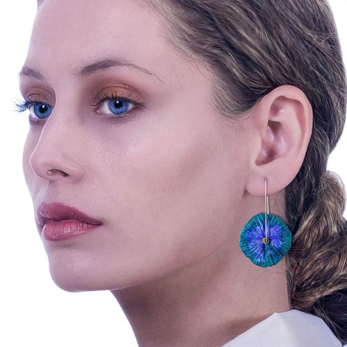 Flower Earrings Made From Papier-Mâché Petrol Purple IAnthos - No Jewelry - Modalova