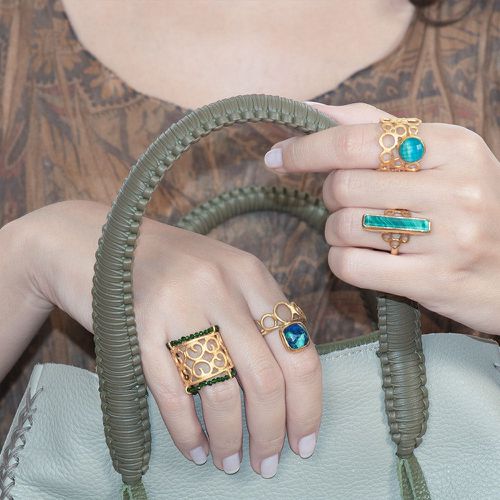 Gold Ring With Malachite Gemstone - Tonia Makri - Modalova