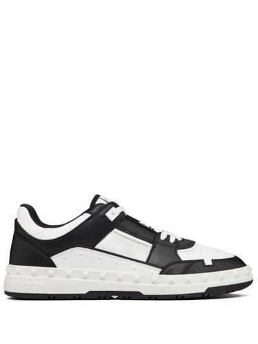 Freedots Leather Sneakers - Valentino Garavani - Modalova