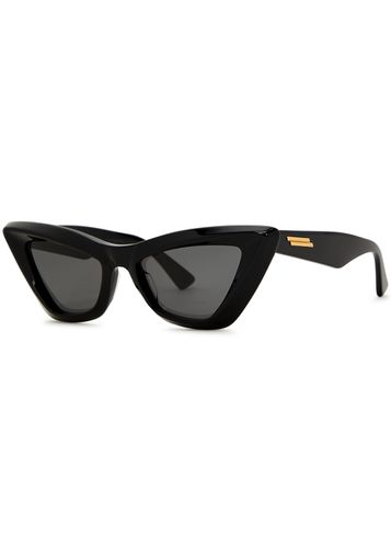 Cat-eye Sunglasses, Sunglasses, , Twisted Frame - Bottega Veneta - Modalova