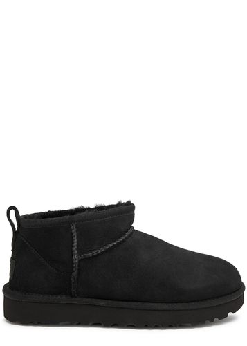 Classic Ultra Mini Suede Ankle Boots - - S10 (IT41 / UK8) - Ugg - Modalova