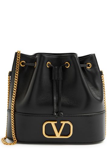VLogo Leather Bucket bag - Black - Valentino Garavani - Modalova