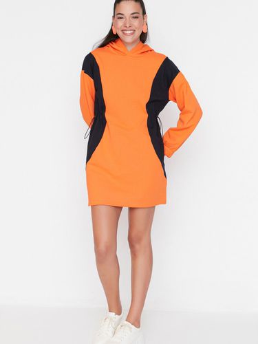 Trendyol Dresses Orange - Trendyol - Modalova