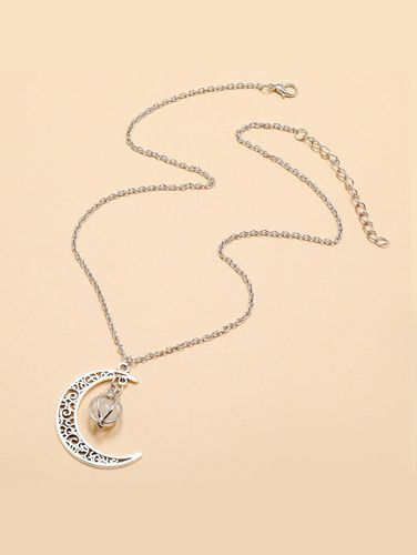 Fashion Women Noctilucence Crystal Moon Pendant Chain Alloy Necklace Jewelry Online - DressLily.com - Modalova