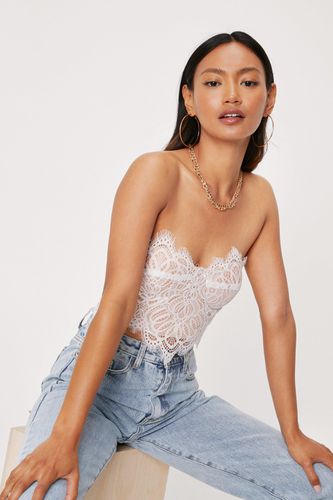 Womens Petite Strapless Lace Cropped Corset Top - - S - Nasty Gal - Modalova