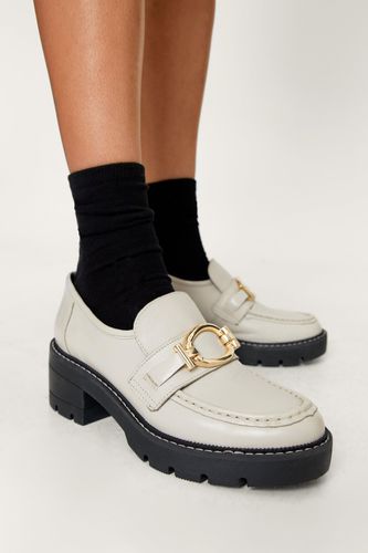 Womens Leather Round Buckle Heeled Loafers - - 3 - Nasty Gal - Modalova