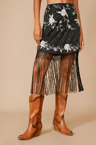 Womens Embroidered Tassel Hem Mini Skirt - - 6 - Nasty Gal - Modalova