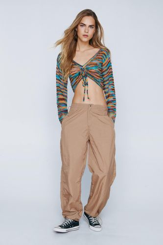 Womens Parachute Nylon Pocket Cuffed Cargo trousers - - 4 - Nasty Gal - Modalova