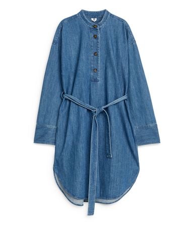 Denim-Hemdkleid Mittelblau, Alltagskleider in Größe 34. Farbe: - Arket - Modalova