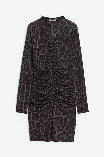 Jerseykleid mit Raffungen Schwarz/Leopardenmuster, Alltagskleider in Größe S. Farbe: - H&M - Modalova