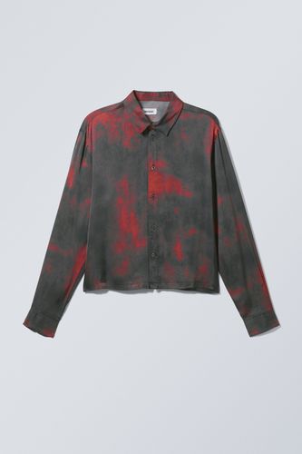 Lockeres kastiges Hemd mit Print Schwarze + rote Flecken, Freizeithemden in Größe S. Farbe: Black red stains - Weekday - Modalova