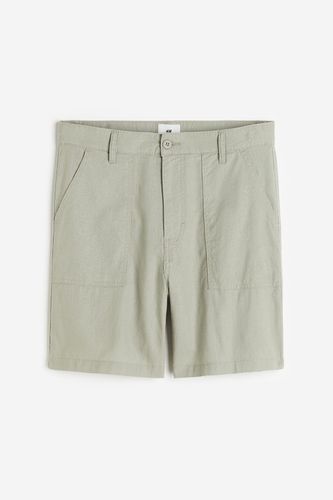Shorts aus Leinenmix Relaxed Fit Helles Salbeigrün in Größe W 28. Farbe: - H&M - Modalova